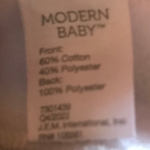 NEW Christmas Modern Baby "My First Christmas" Bib - Picture 2 of 2